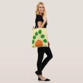 Halloween Monstera Pflanze in Pumpkin Tasche (Am Model)