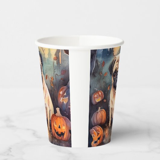 Halloween-Mops mit Pumpkins Beängstigend Pappbecher (Links)