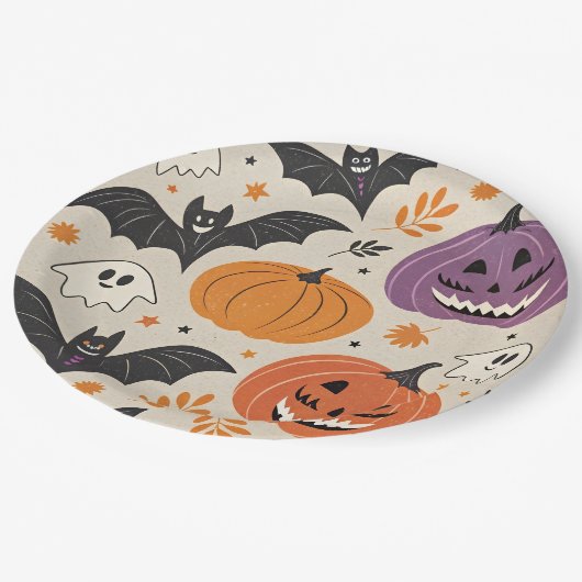 Halloween-Muster Pappteller (Schrägansicht)