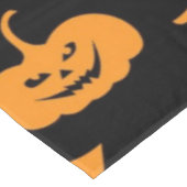 Halloween-Muster Tischdecke (Schrägansicht)