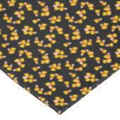 Halloween-Muster zufällige Maisstücke Tischdecke (Schrägansicht)