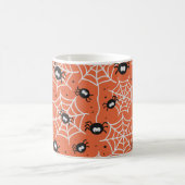 Halloween nahtloses Muster mit Spinnen und Web. Kaffeetasse (Mittel)