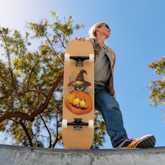Halloween Niedlich Kitty Hexe und Kürbisfreund Skateboard (Außen 1)