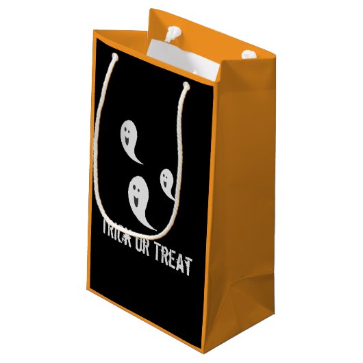 Halloween Niedlich Spooky Trick oder Treat Ghosts Kleine Geschenktüte (Rückseite Schrägansicht)