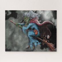 Halloween Night Beängstigend Flying Hexenschädel