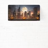Halloween Night Cityscape mit Pumpkin Banner (InSitu)
