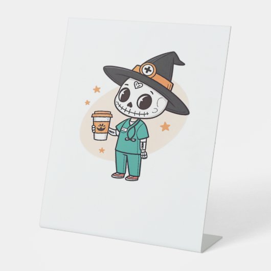 Halloween Nurse mit Kaffee-Tragen Hexenhut Cl Sockelschild (Vorderseite)