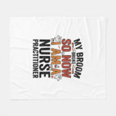 Halloween Nurse Practitioner Besen Zerbrochen Vint Fleecedecke (Vorderseite (Horizontal))