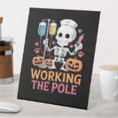 Halloween Nurse Skeleton Funny Joke Essential T-Sh Sockelschild (In Situ)