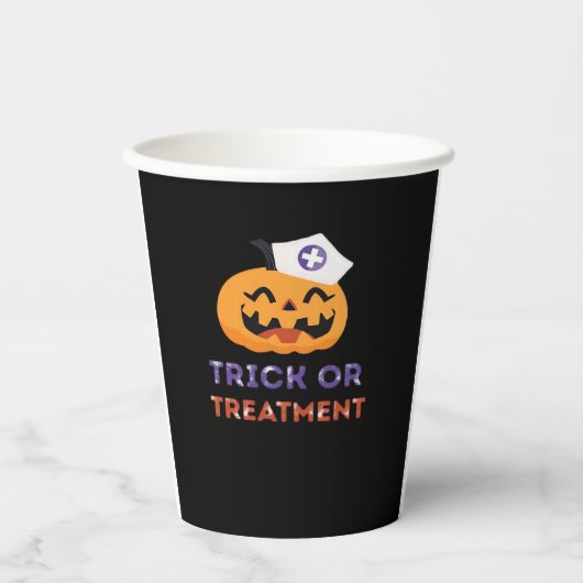 Halloween Nurse Trick oder Treatment Classic T - S Pappbecher (Vorderseite)