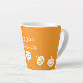 Halloween-Orange-Kürbisgewürze Latte-Tasse Milchtasse (Rechte Ecke)
