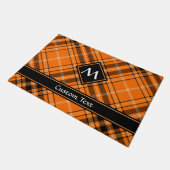 Halloween Orange Tartan Fußmatte (Schrägansicht)