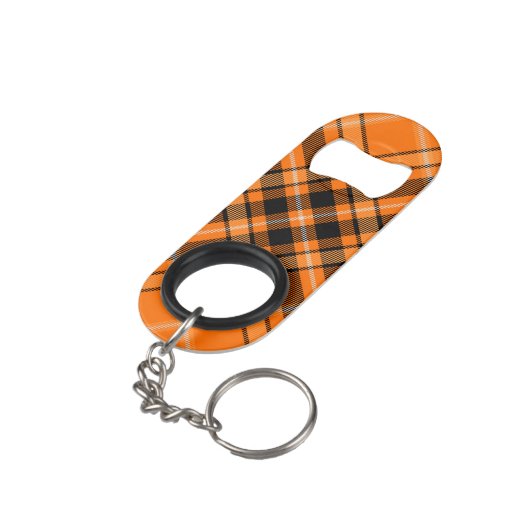 Halloween Orange Tartan Mini Flaschenöffner (Rückseite Schrägansicht)
