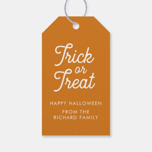 Halloween Orange Trick oder Treat mit weißem Text Geschenkanhänger (Rückseite)