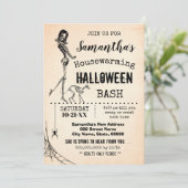 Halloween-Party Girl & Cat Skelett Einladung (Stehend Vorderseite)