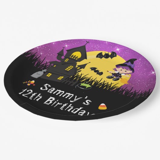 Halloween Party Hexe Lila Pappteller (Schrägansicht)