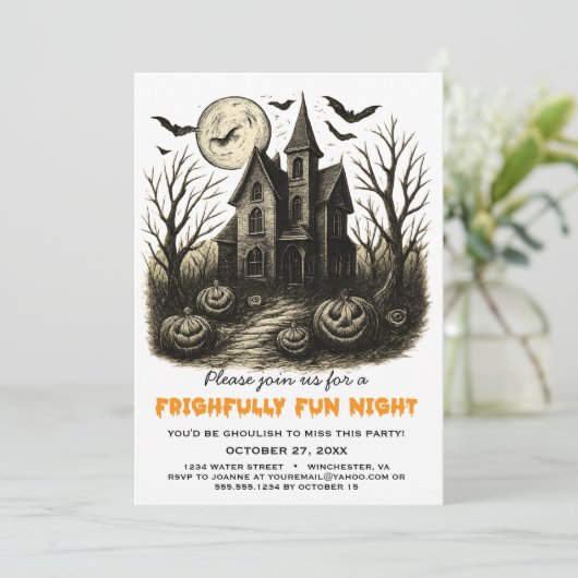 Halloween-Party im Spuk Schwarz-Weiß-Haus Einladung (Stehend Vorderseite)