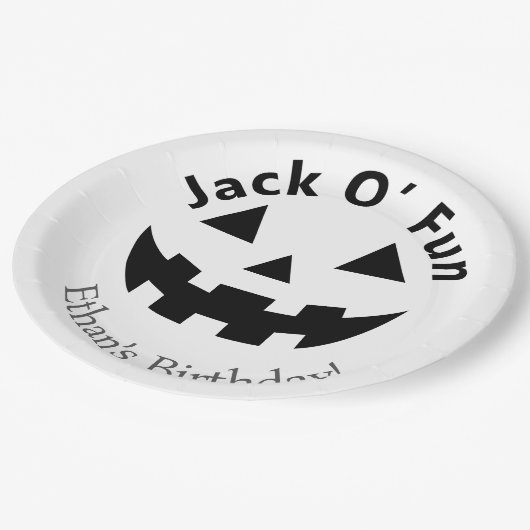 Halloween-Party | Jack O’ Fun Pumpkin Pappteller (Schrägansicht)