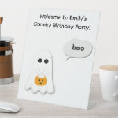 Halloween-Party | Minimales Ghost-Design Sockelschild (In Situ)
