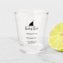 Halloween-Party mit schwarzen Hutdetails bespreche