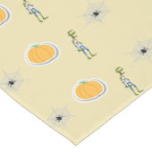 Halloween pattern on cream kurzer tischläufer (Ecke)
