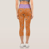 Halloween Pattern | Spinnen auf Spinnennetzen Capri Leggings (Rückseite)