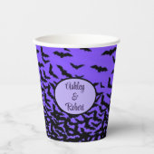 Halloween Personalize Names Fly Away Bats Pappbecher (Vorderseite)
