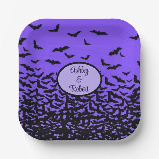 Halloween Personalize Names Fly Away Bats Pappteller (Vorderseite)