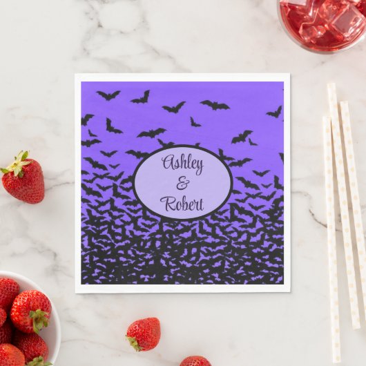 Halloween Personalize Names Fly Away Bats Serviette (Beispiel)