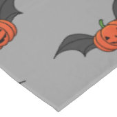 Halloween Pumpkin Bat Tischdecke (Schrägansicht)
