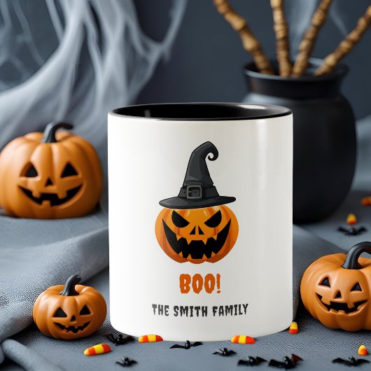 Halloween Pumpkin "BOO" - Personalisierter Name Zweifarbige Tasse