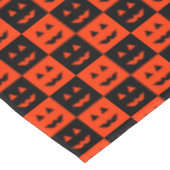 Halloween Pumpkin Face Squares Tischdecke (Schrägansicht)