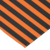 Halloween Pumpkin Orange und Black Strip Tischdecke (Schrägansicht)