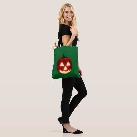 Halloween Pumpkin Tasche (Am Model)