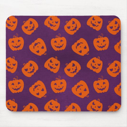 Halloween Pumpkins im Lila Hintergrundemuster Mousepad (Vorne)