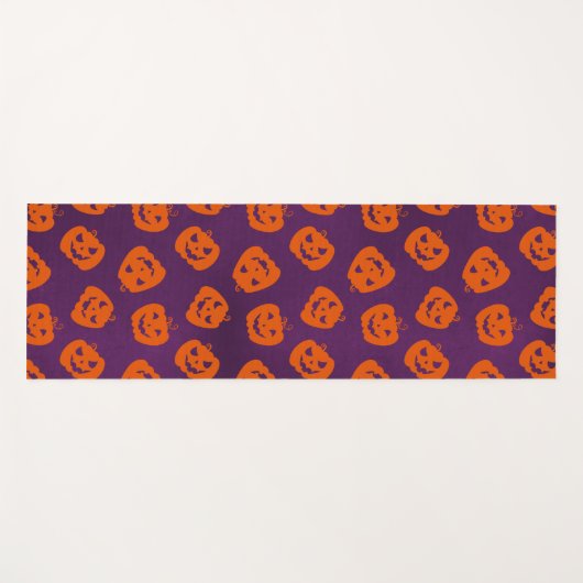 Halloween Pumpkins im Lila Hintergrundemuster Yogamatte (Vorderseite (Horizontal))
