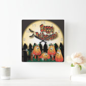 Halloween Pumpkins sitzen auf einem Zaun Quadratische Wanduhr (Zuhause)