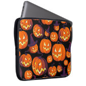 Halloween Pumpkins: Spooky Seamless Pattern. Laptopschutzhülle (Vorne Rechts)