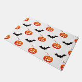 Halloween Pumpkins und Fledermäuse, Trick oder Tre Fußmatte (Schrägansicht)