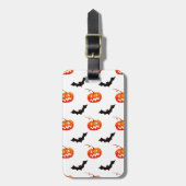 Halloween Pumpkins und Fledermäuse, Trick oder Tre Gepäckanhänger (Vorderseite vertikal)