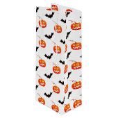 Halloween Pumpkins und Fledermäuse, Trick oder Tre Geschenktüte Für Weinflaschen (Vorderseite Schrägansicht)