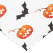 Halloween Pumpkins und Fledermäuse, Trick oder Tre Tischdecke (Schrägansicht)