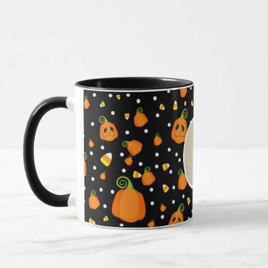 Halloween Pumpkins Whimsisches Muster Custom Tasse (Links)