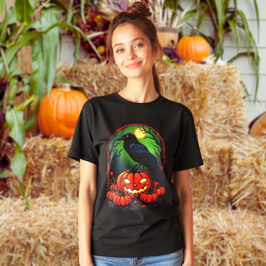 Halloween Raven in einem Kürbis Tri-Blend Shirt
