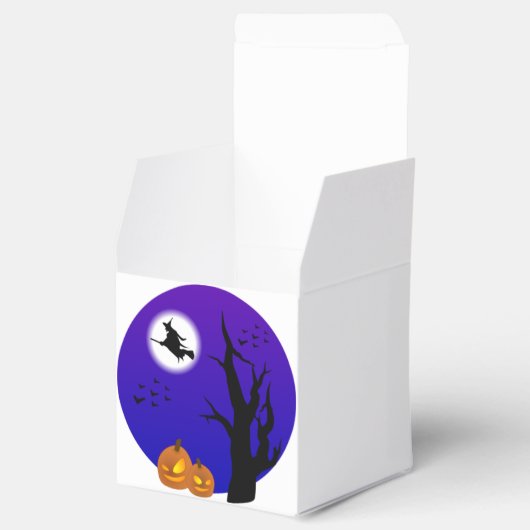 Halloween Rotzunge Vollmond Geschenkschachtel (Geöffnet)
