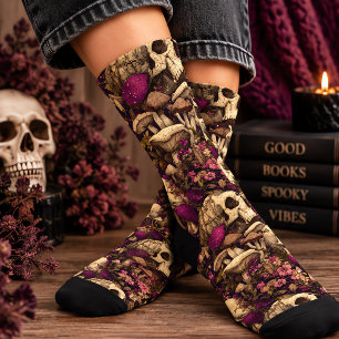 Halloween-Schädel und violette Pilze Socken