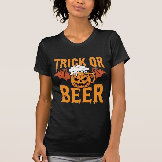 Halloween-Scherz oder Bier-Kürbis-Fledermaus-Grafi T-Shirt (Vorderseite)