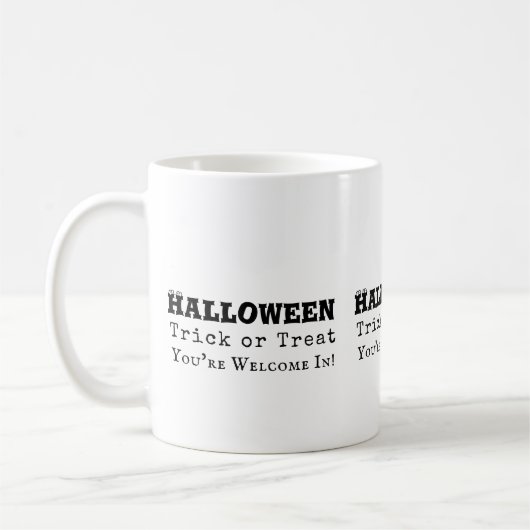 Halloween-Scherz oder Streiche lustiges Zitat Kaffeetasse (Links)