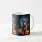 Halloween Schnauzer mit Pumpkins Beängstigend Kaffeetasse (VorderseiteRechts)