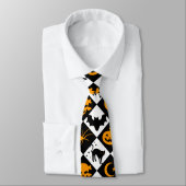 Halloween Schwarz-weiß Orange Harlequin Pattern Krawatte (Gebunden)
